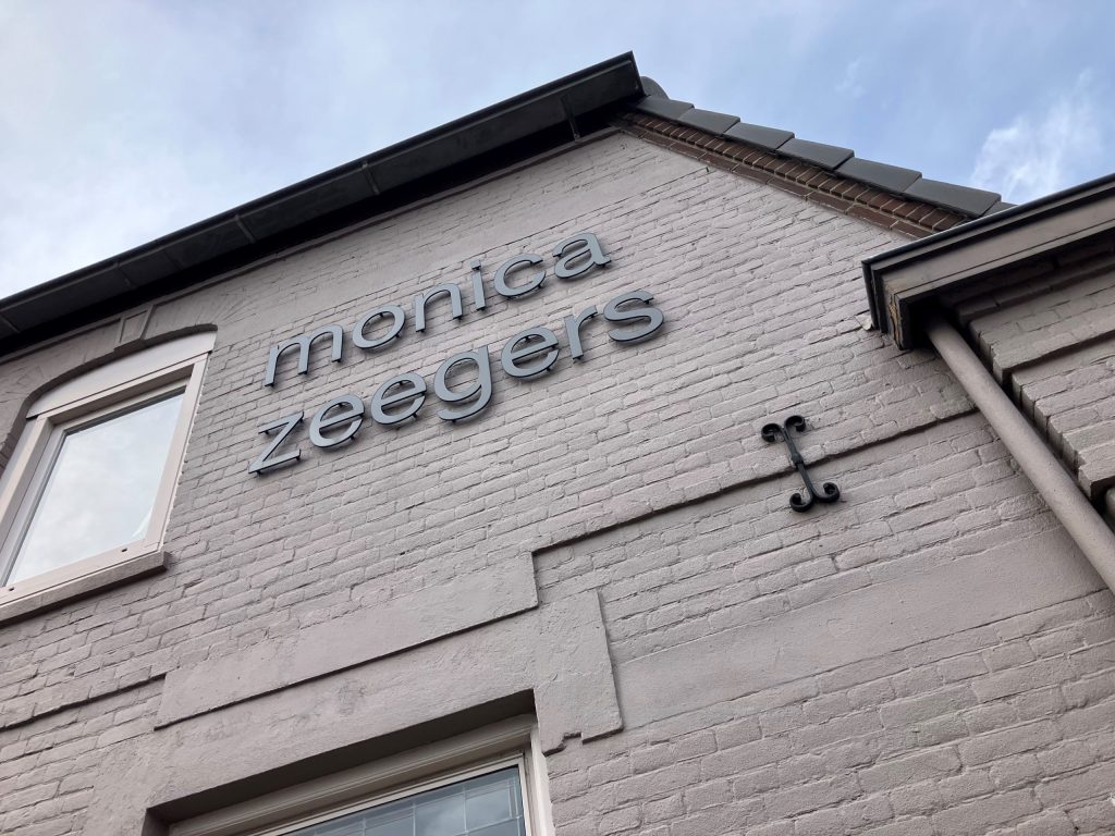 Monica Zeegers Uitvaartbegeleiding